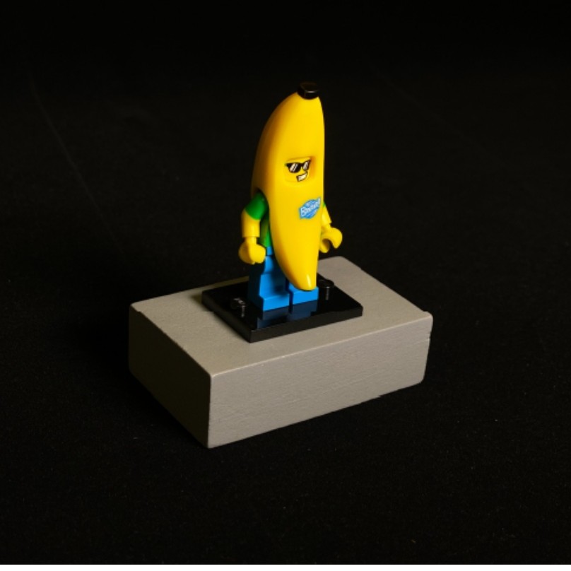 لگو مینی فیگور انتخابی سری 16 کد 71013 آیتم Banana Guy
Lego Minifigures Series 16 Banana Guy 71013