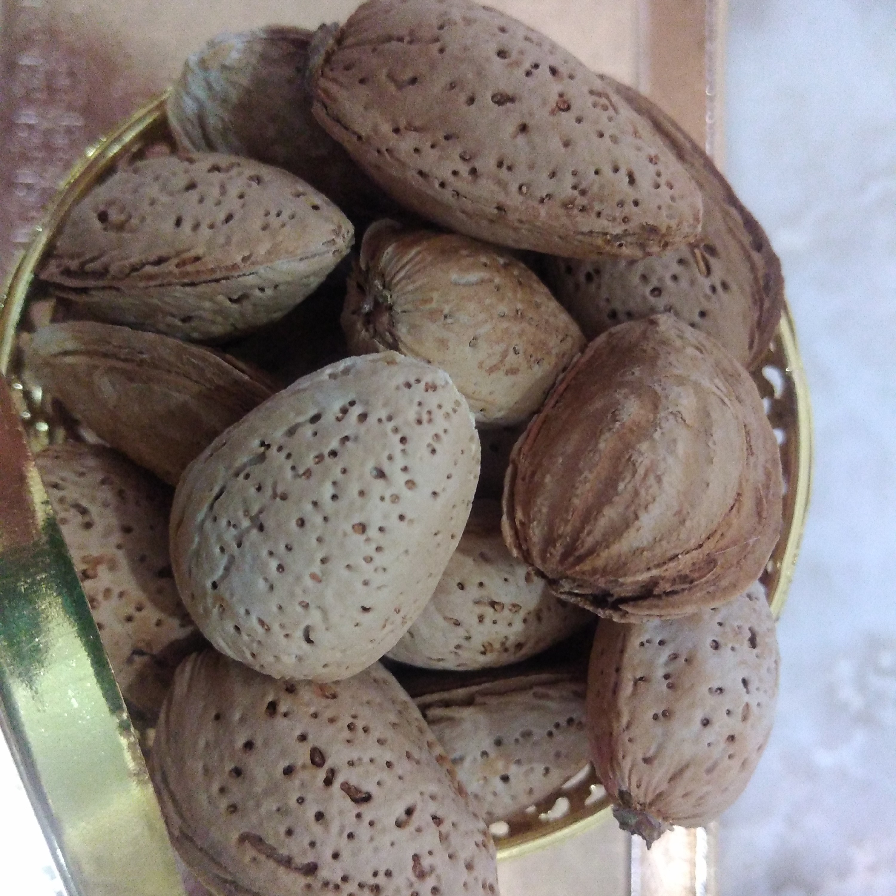 بادام اذر دست چین امسال