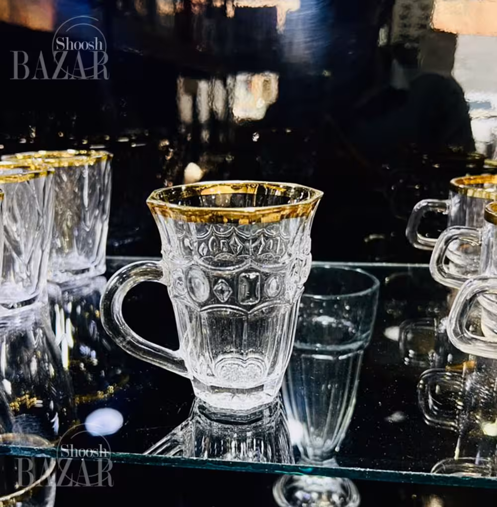 فنجان نگینی لب طلایی بلینک مکس