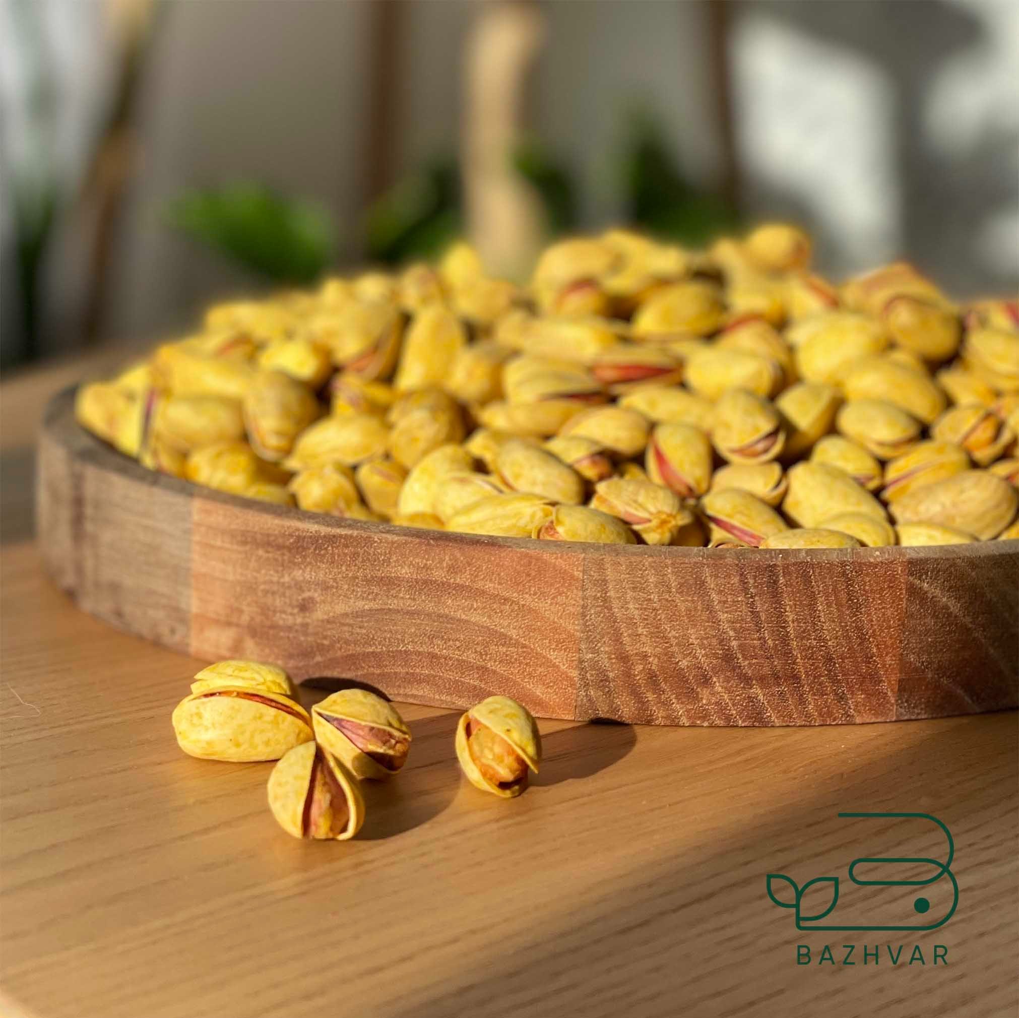 پسته احمد آقایی شور زعفرانی درجه یک (نیم کیلویی )