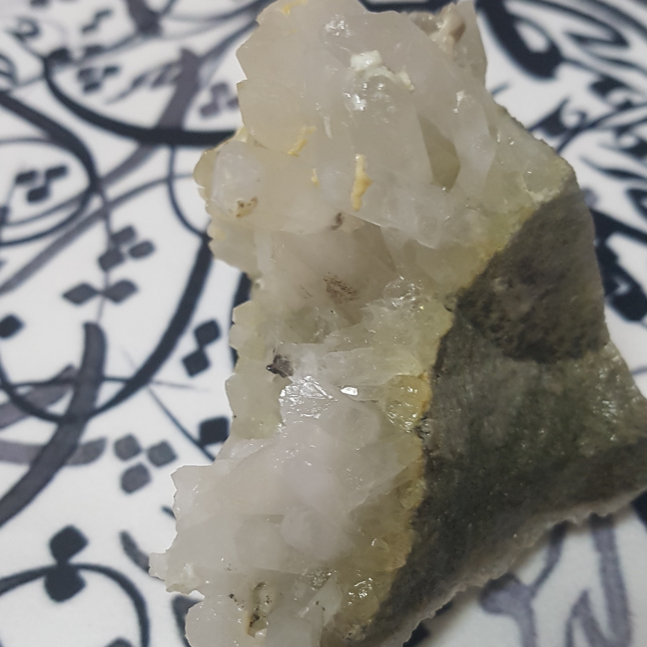  سنگ کریستالی زیبا و دکوری  با منشور های زیبا کریستالی و شفاف