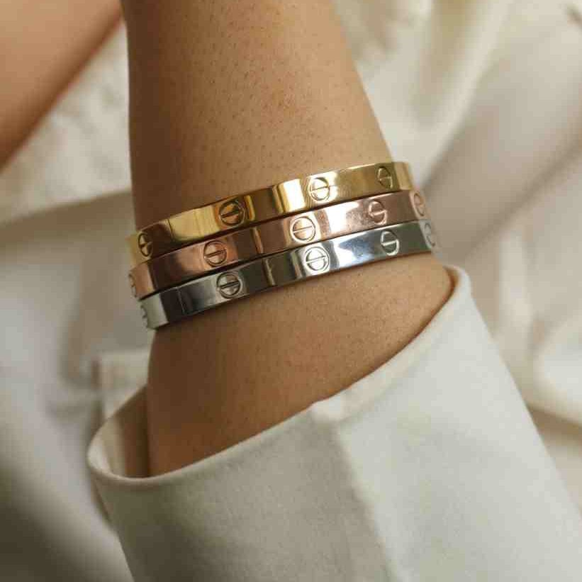 دستبند کارتیر3