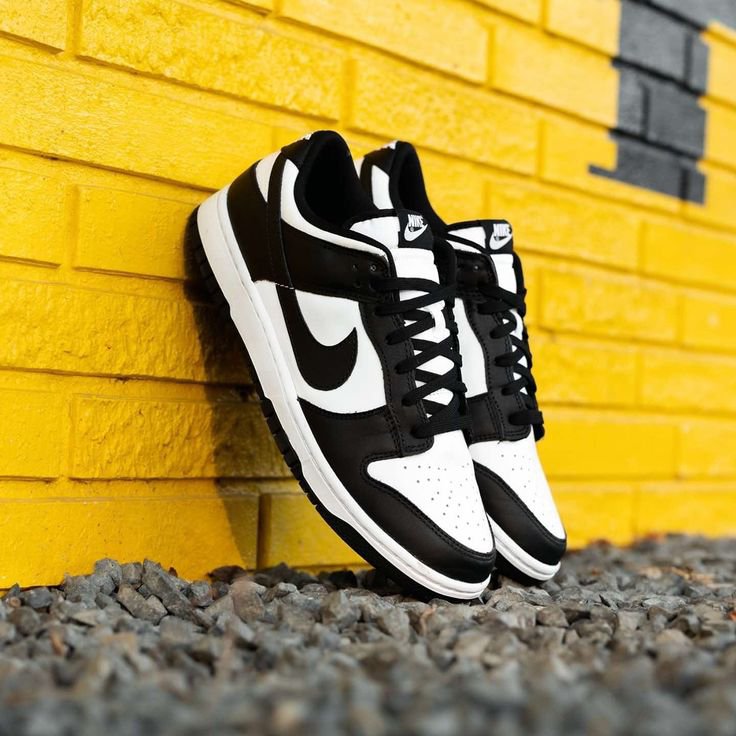کفش نایک مدل SB dunk low رنگ سفید و مشکی معروف به پاندا سایز ست 37 تا 44