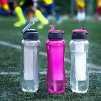 قمقمه رنگی ورزشی مدل اینجوی گنجایش 0.875 لیتر - نشکن - فاقد مواد مضر BPA
