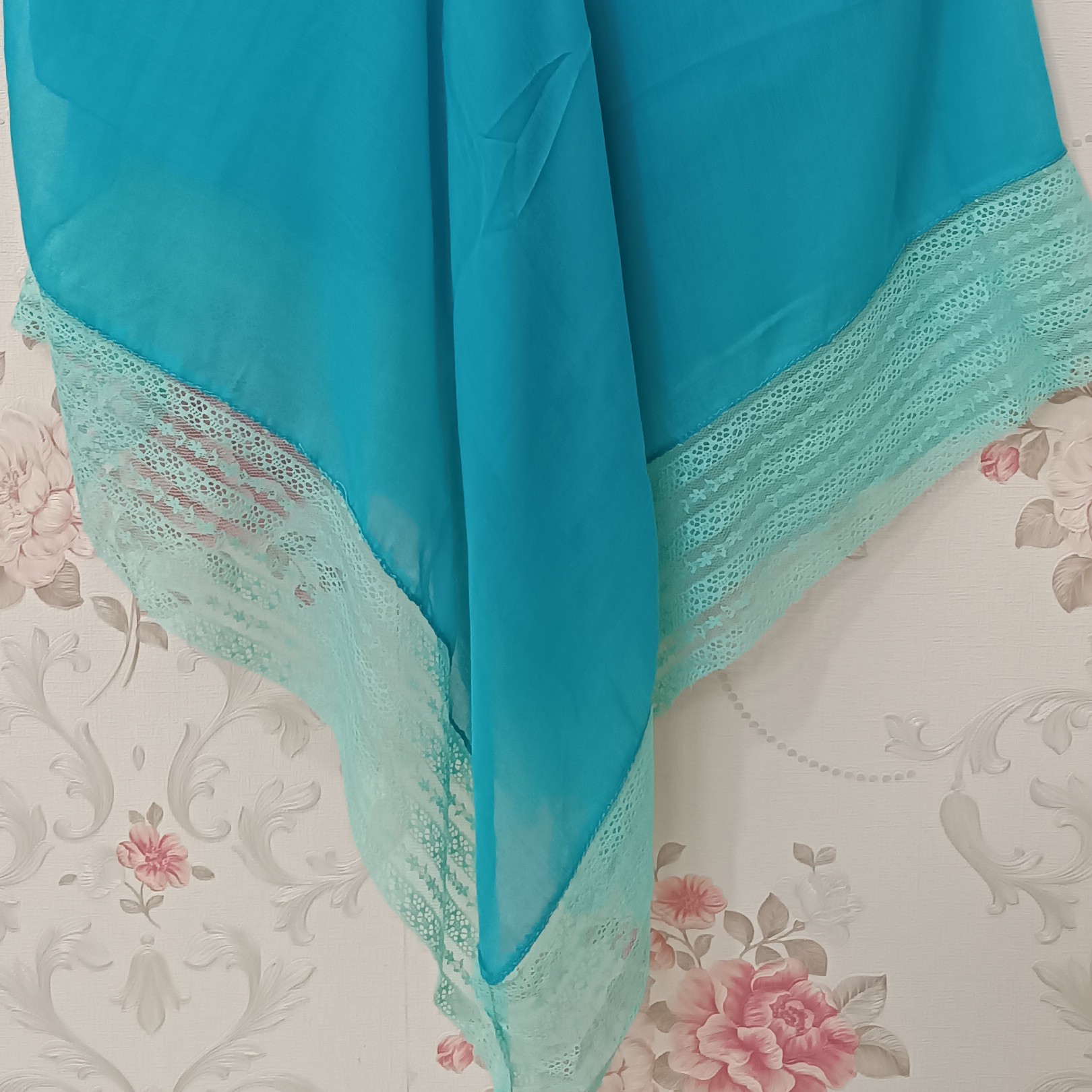 روسری حریر نخ