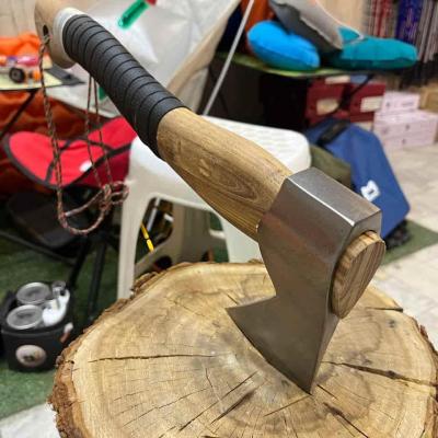 تبر 40 سانتی برند ارسلان با تیغه T8 و دسته دور چرم