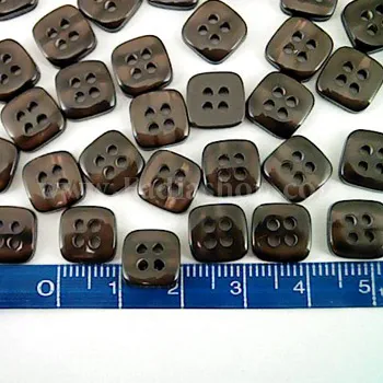 دکمه پیراهنی 18 مربع رنگی