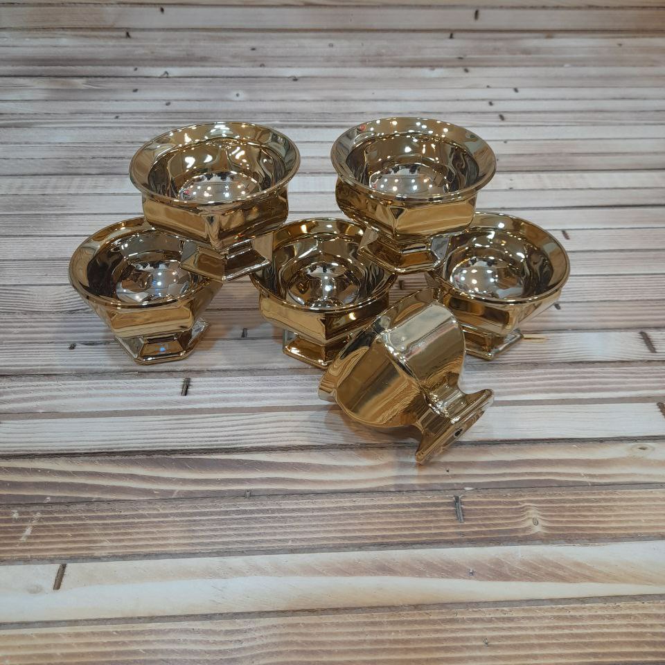 بستنی ودسرخوری و.....پایه دار دفرمه طلایی  6عددی