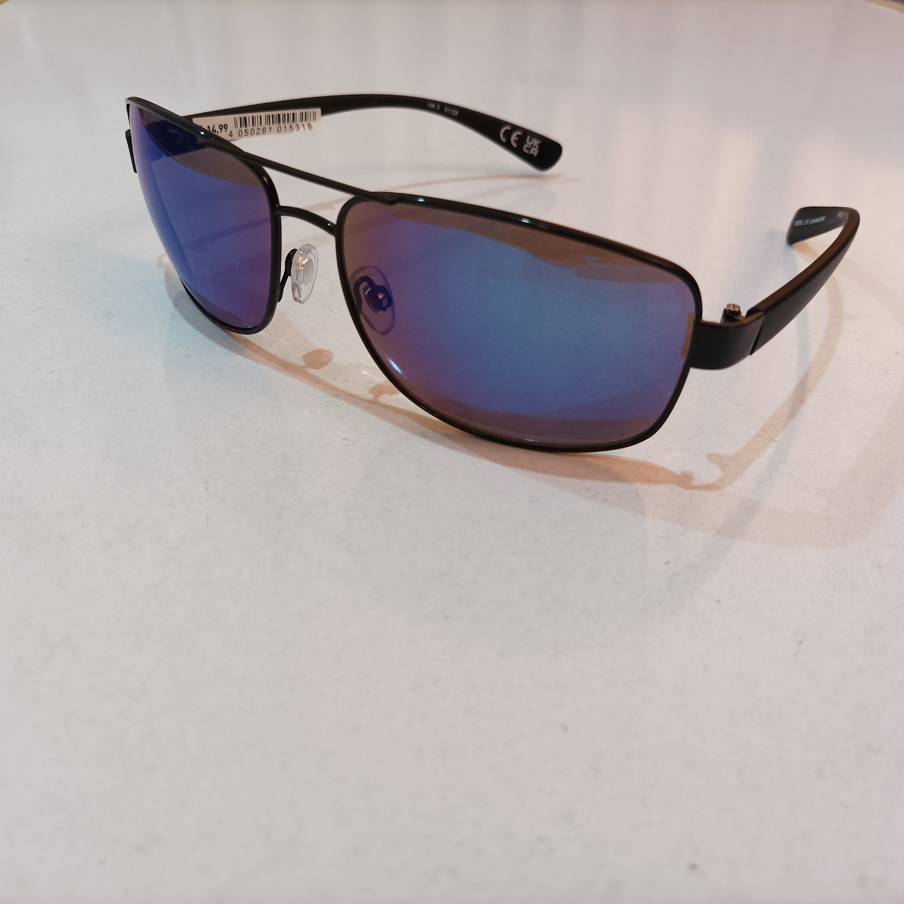 عینک آفتابی مردانه کد 481 محصول شرکت beeline آلمان uv400 برند accessories دارای شناسنامه