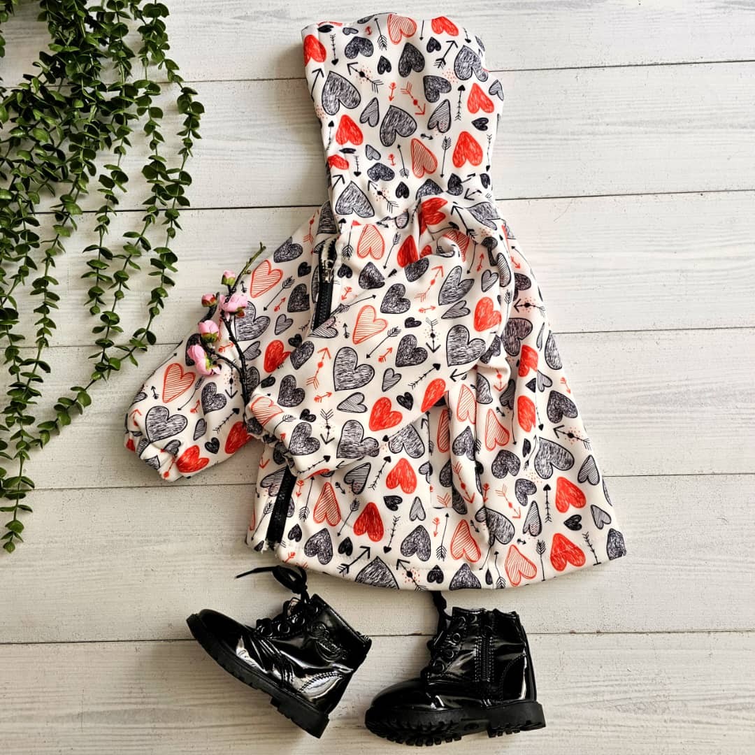 کاپشن  فانتزی  تو خز  دخترانه