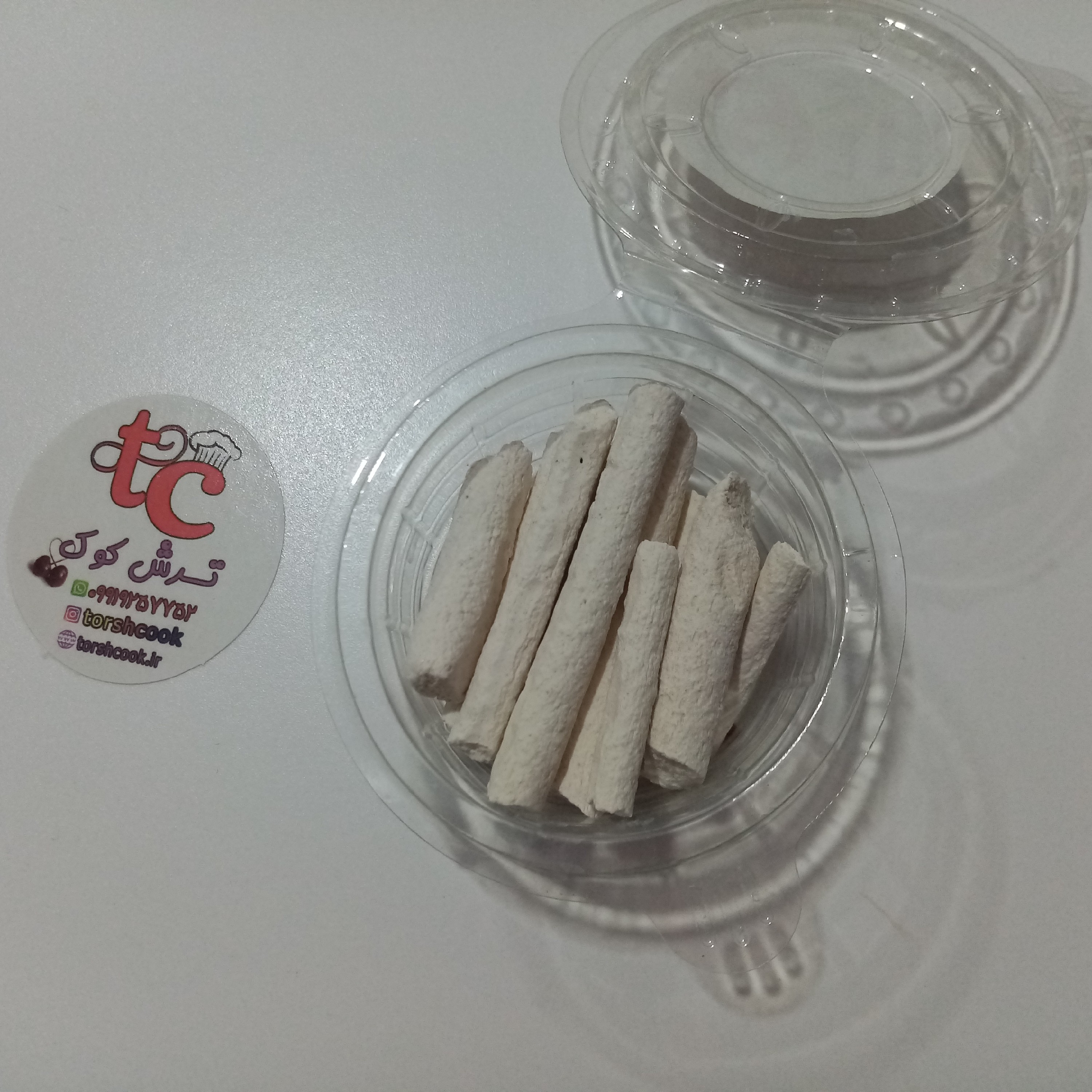 کشک رشته ای محلی (گوسفندی) با کیفیت بالا و کاملا بهداشتی و ارگانیک در وزن 26 گرم مخصوص ترش کوک