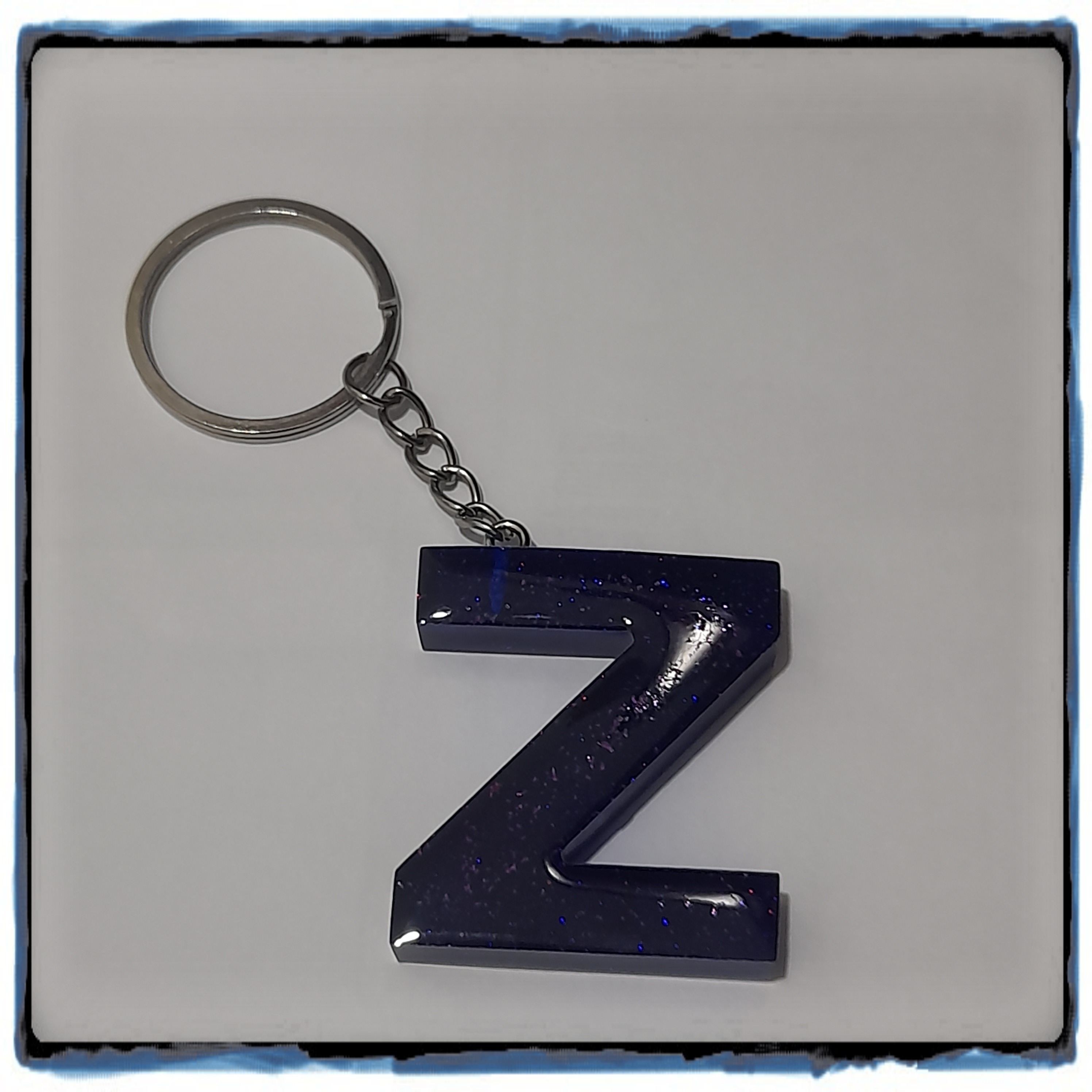 جاسویچی رزینی حروف انگلیسی حرف Z بنفش اکلیلی