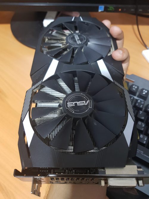 کارت گرافیک ASUS RX 580 8G DUAL (استوک) فن خراب