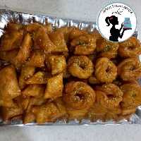 زولبیا و بامیه تازه و خانگی با بهترین و تازه ترین مواد اولیه