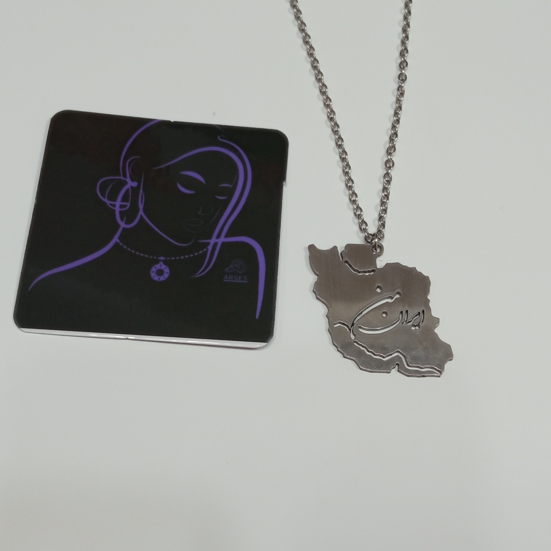 گردنبند ایران،مناسب تمام سنین ،بدون ایجاد حساسیت