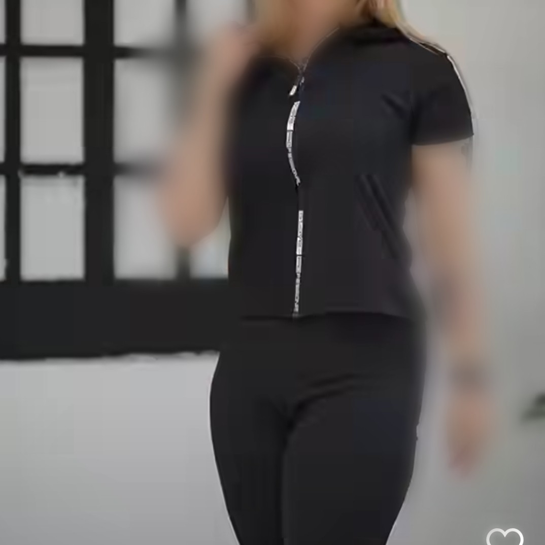 سوییشرت کلاهدار و شلوار