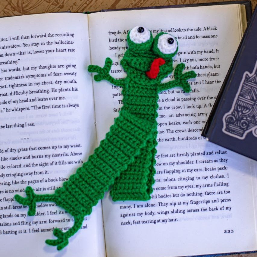 بوکمارک نشانگر کتاب بافتنی قورباغه 