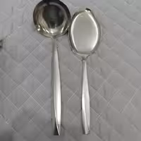 کفگیر و ملاقه طرح یک خطی طرح ماینز 2 عددی جنس عالی یک کفگیر و یک عدد ملاقه 