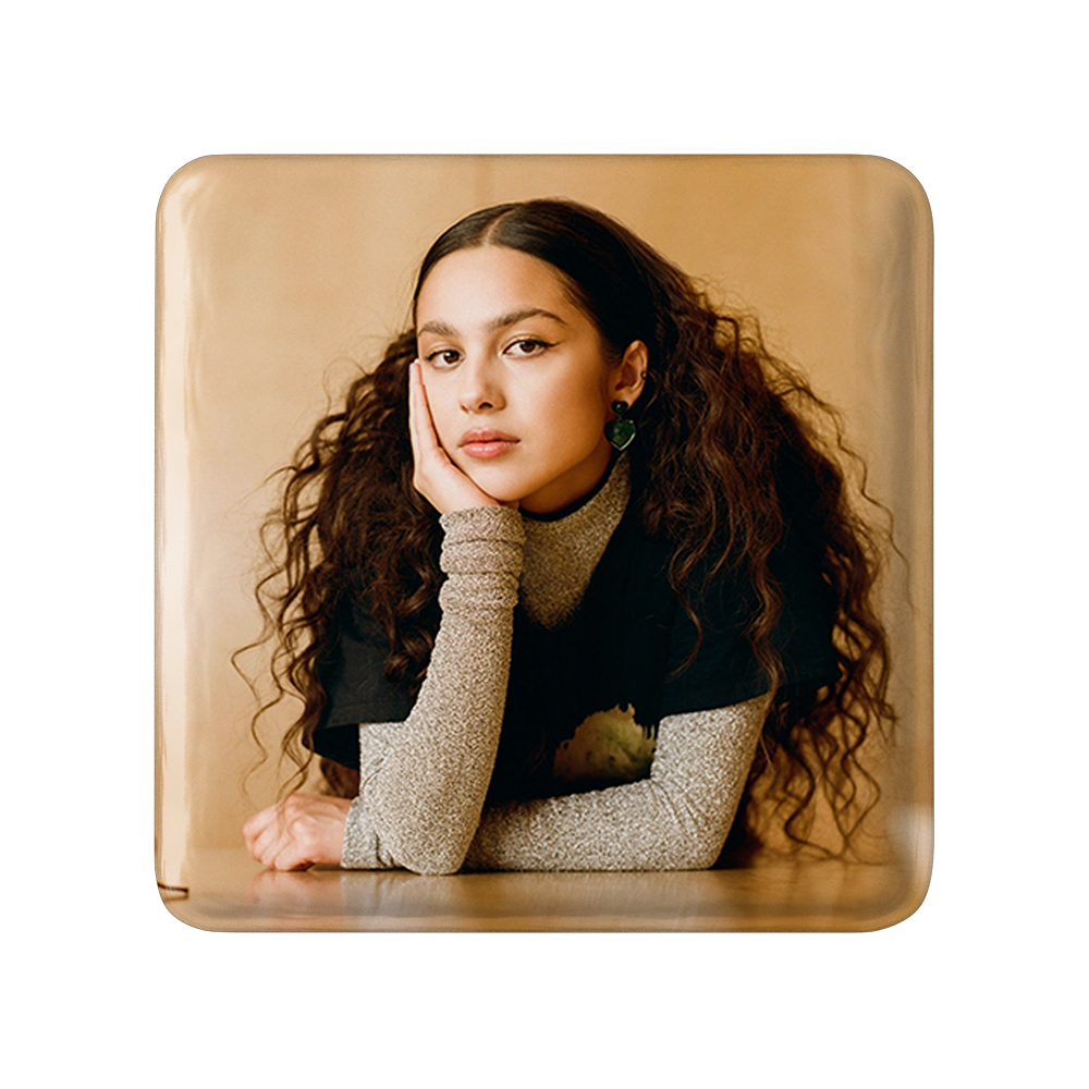 پیکسل خندالو مدل اولیویا رودریگو Olivia Rodrigo کد 19270