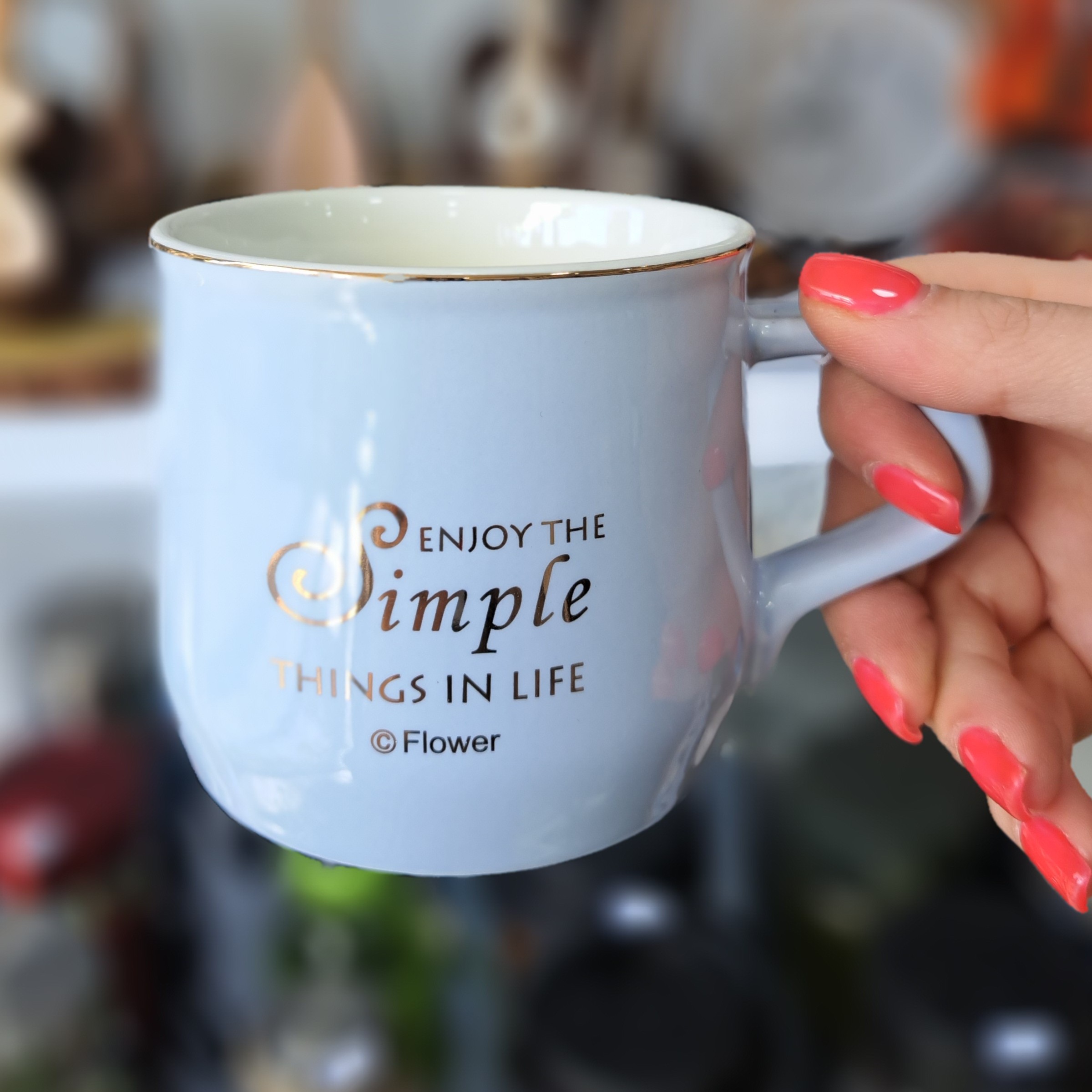 ماگ سرامیکی لب طلایی رنگی