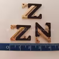 مارک فلزی Z طلایی مشکی