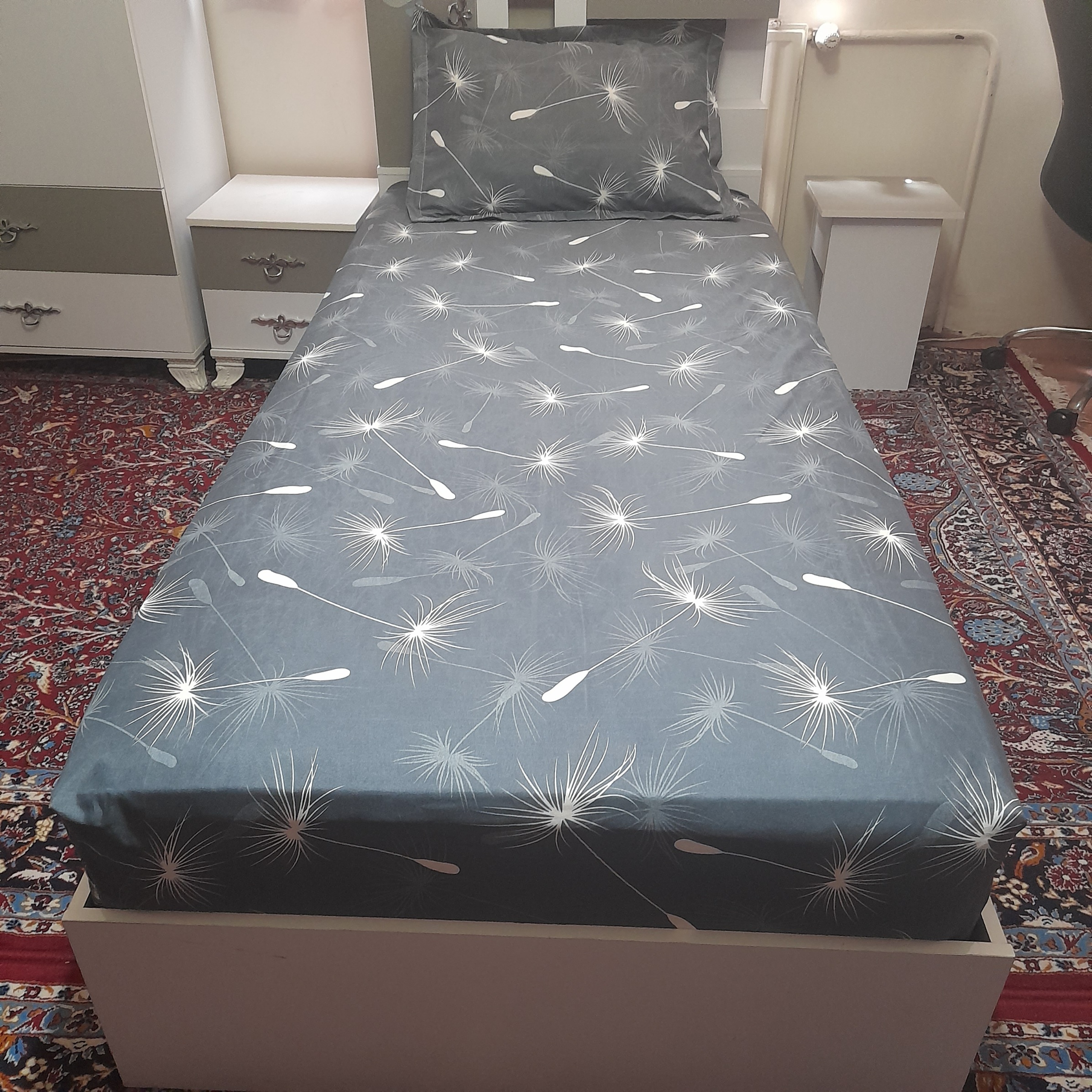 سرویس ملحفه مدل کشدار ni03061 طرح قاصدک کد 90 یک نفره دو تکه