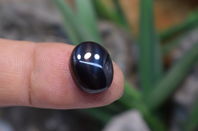 عقیق یمن سیاه