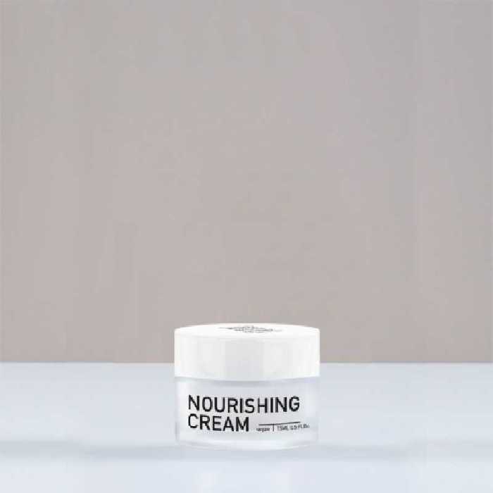 کرم مغذی و آبرسان عمیق 15میلی لیتر ام بی کی