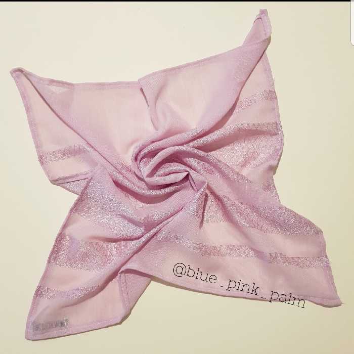 دستمال سر و گردن باندانا رنگ یاسی ابعاد 55 در 55 سانتیمتر