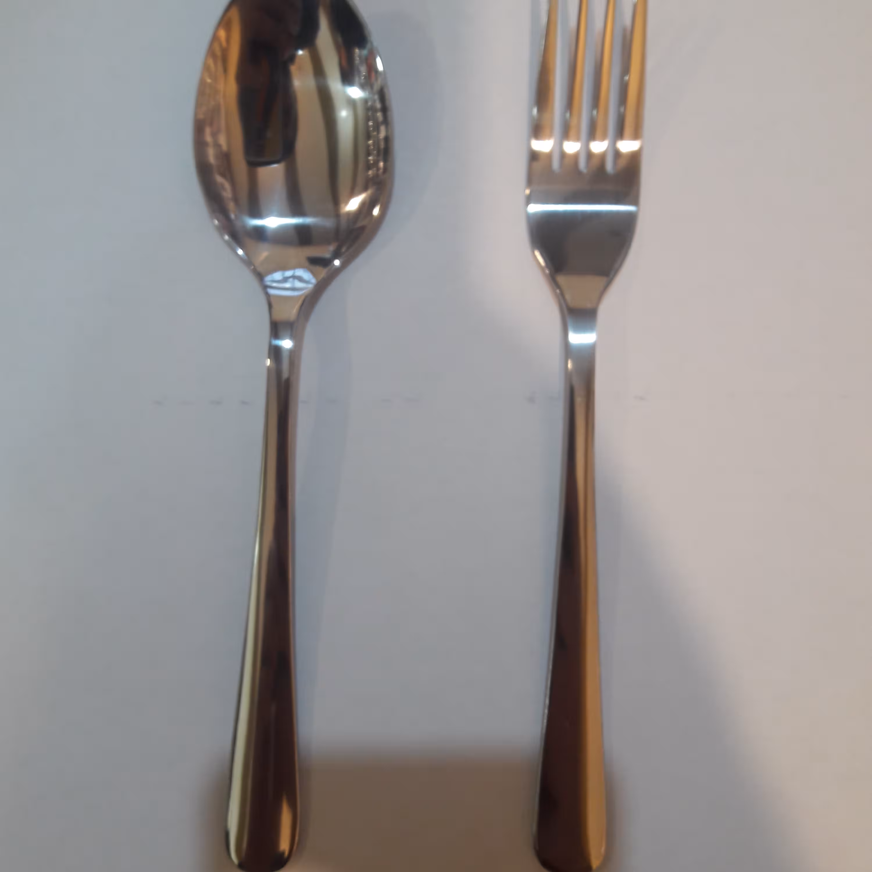 قاشق و چنگال 12 پارچه صنایع استیل براق. طرح پارما