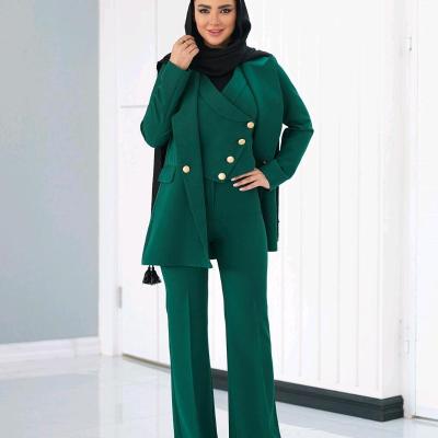 کت شلوار رسمی.