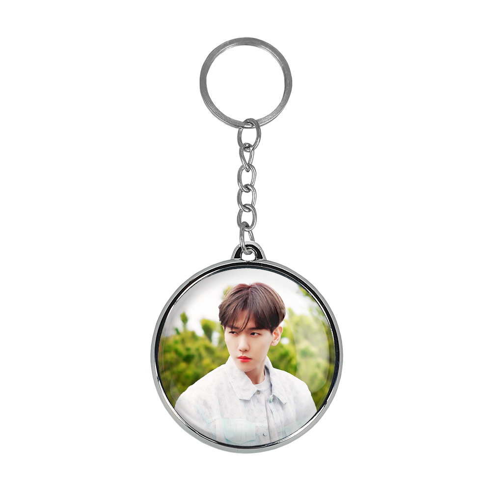 جاکلیدی خندالو طرح بکهیون گروه EXO مدل دوطرفه کد 1361613624