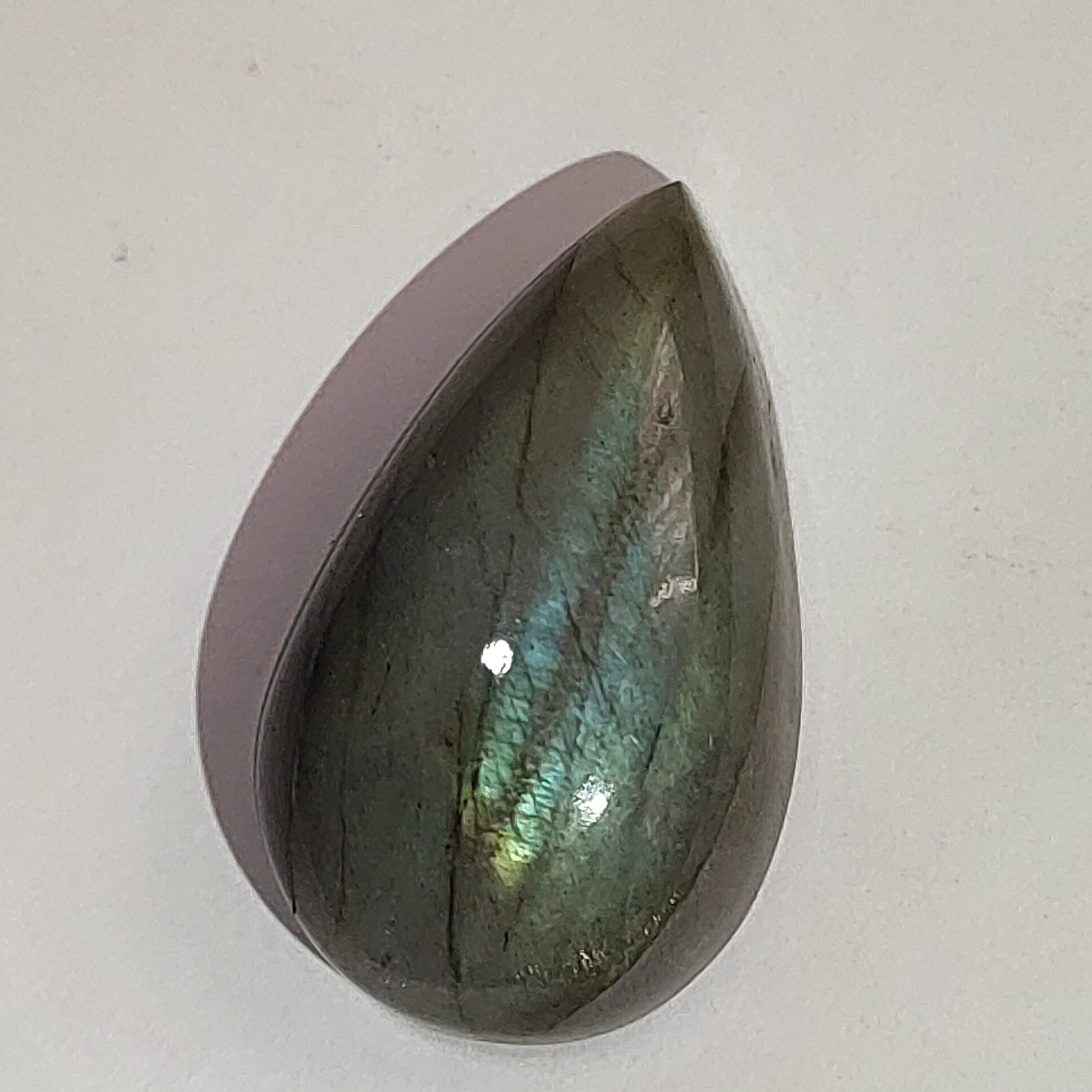  لابرادوریت اصل تلالو نور عالی فوق کلکسیونی درشت اشک تراش   کد h3