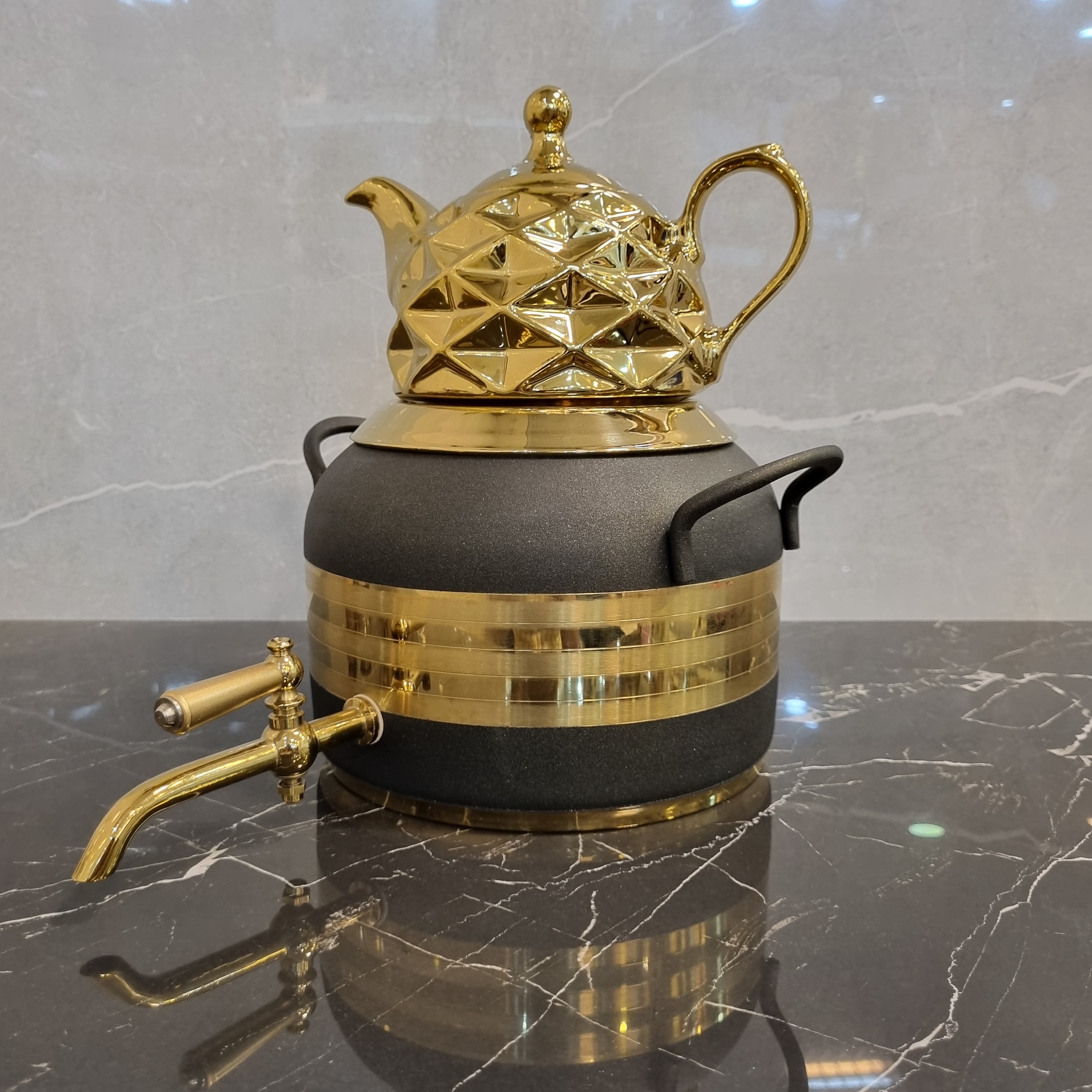 کتری و قوری