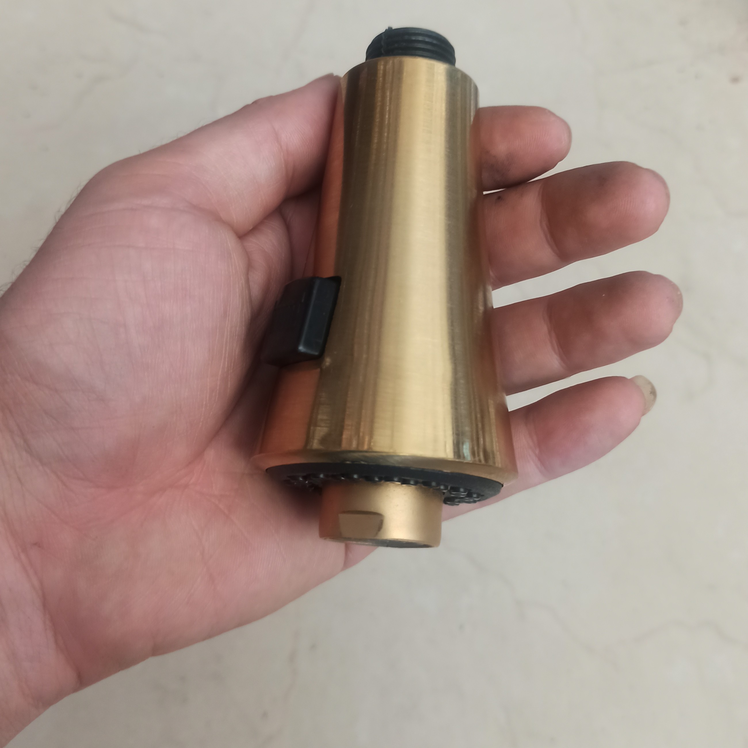 فشار شکن شیپوری طلایی