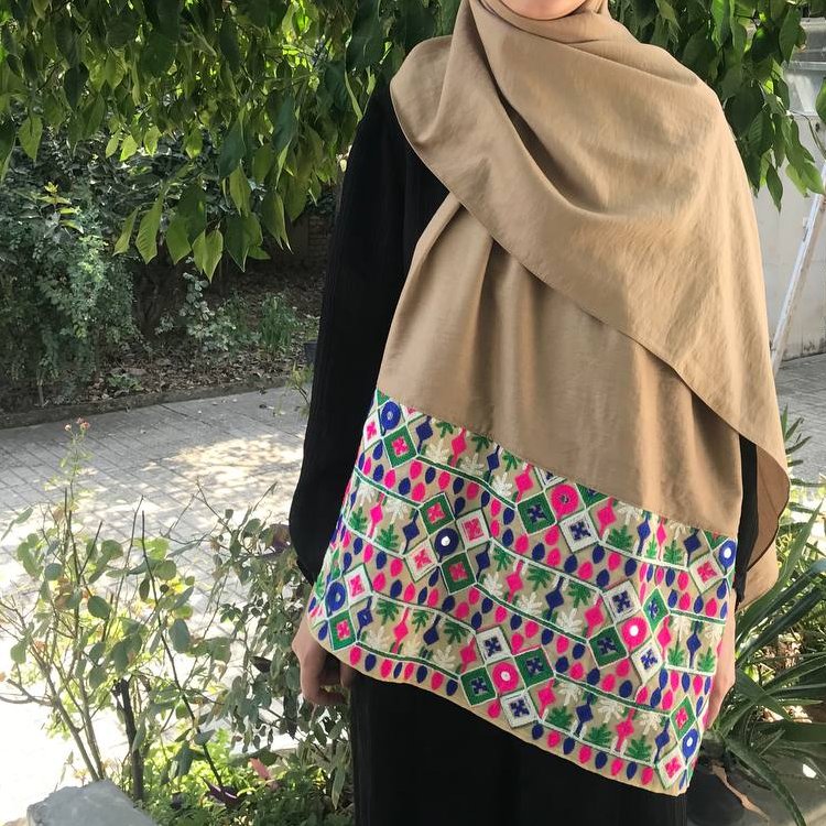 شال مجلسی، شال سوزن دوزی شده، شال سند بادی