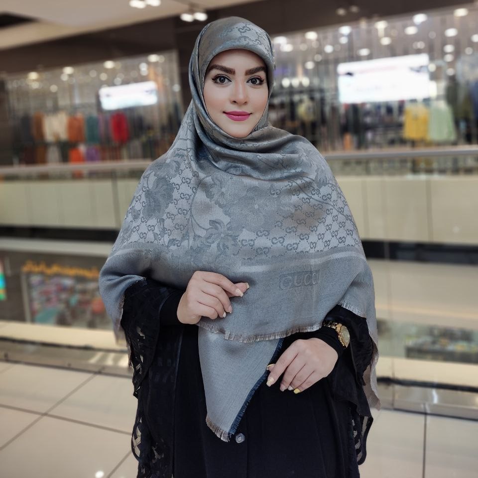 روسری ابریشم ژاگارد (نقره ای)