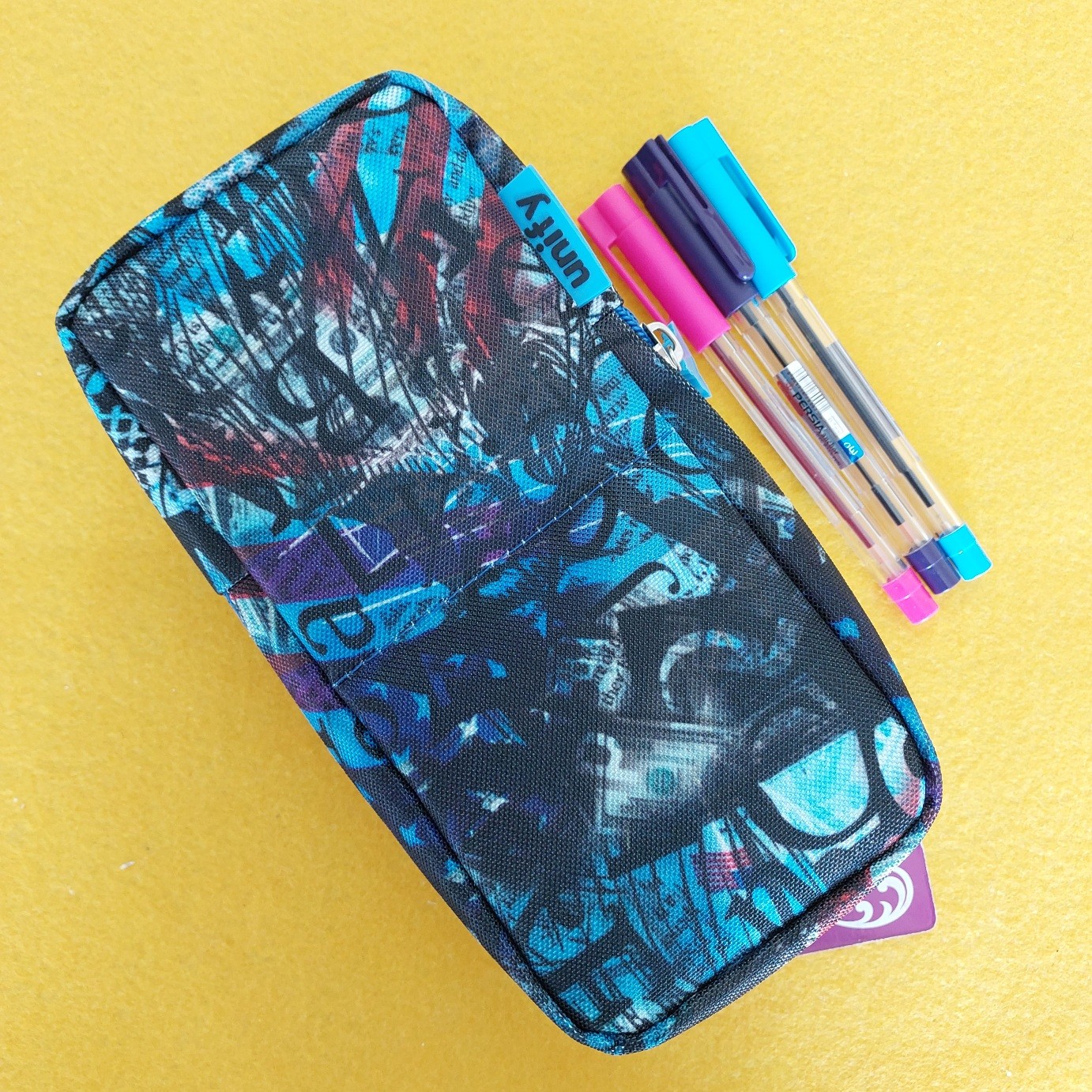 جامدادی دوزیپ اسپرت پسرانه مارک یونی فای unify بسیار جادار  و باکیفیت