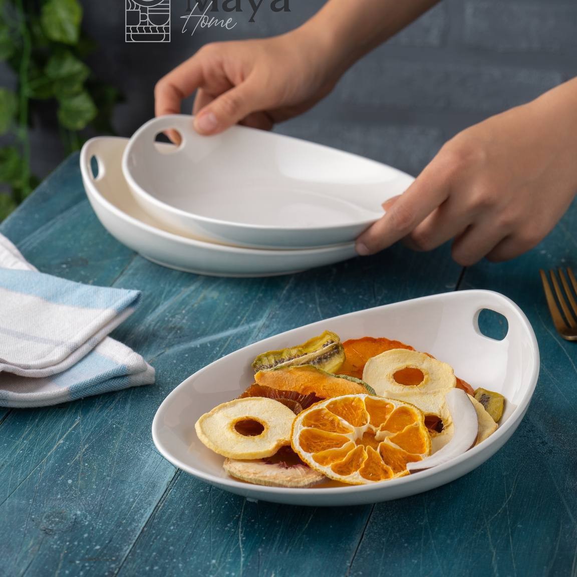 ظرف قایقی کوچک