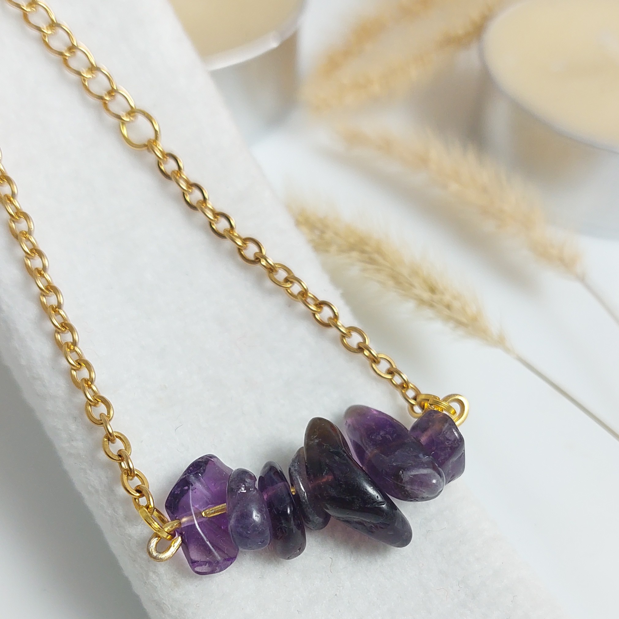 دستبند سنگ  آمیتیست  استیل با آویز آمیتیست  رنگ ثابت و ضد حساسیت با قابلیت سایزبندی