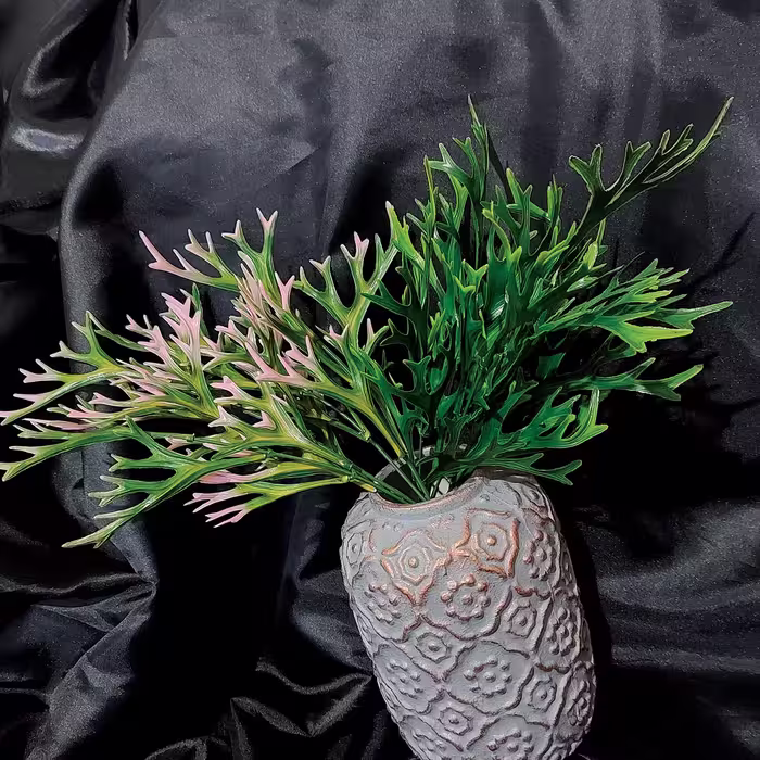 گل مصنوعی مدل بوته شاخ گوزنی