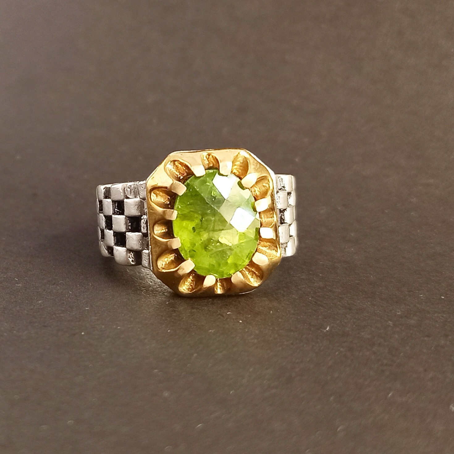  زبرجد  اصل معدنی به شرط رکاب نقره رولکسی