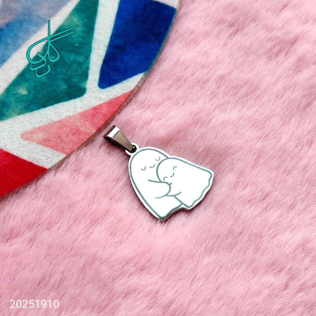 خرید گردنبند میقولی استیل با زنجیر رنگ ثابت کد 1515478 - ردگل