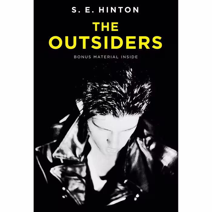 کتاب The Outsiders اثر S. E. Hinton انتشارات Viking Books for Young Readers