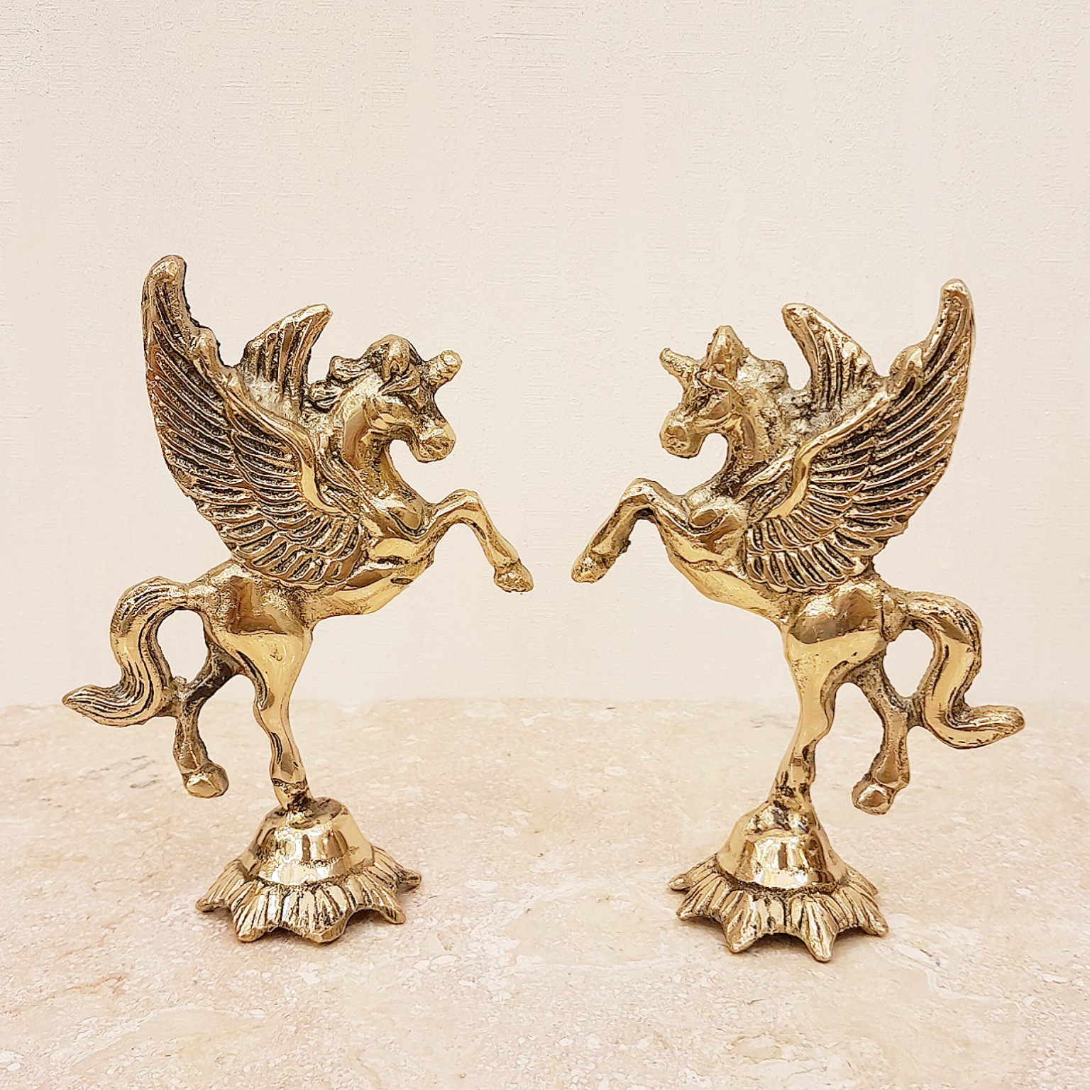 مجسمه برنزی و دکوری مدل اسب بالدار سایزبزرگ (اسب تک شاخ برنجی) 