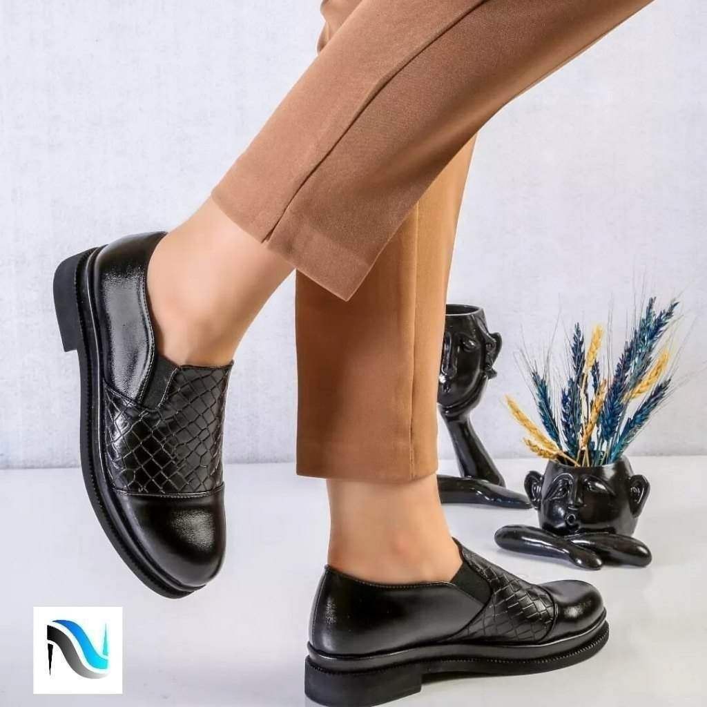 کفش کلاسیک
کد228
زیره پیو نرم و طبی کیفیت بالا
سایزبندی37ta39