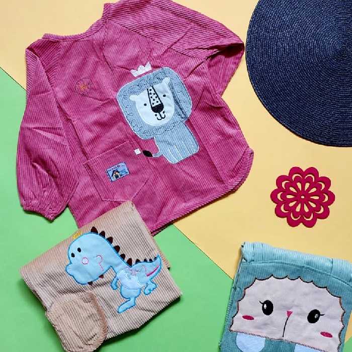 پیشبند وارداتی آستین دار کودک مناسب غذا جنس مخمل