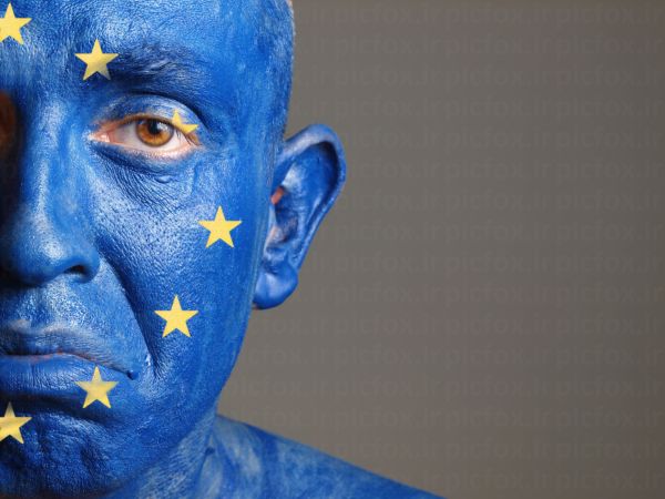 خرید و دانلود عکس EU کد 15595 | پیک فاکس | Pic Fox