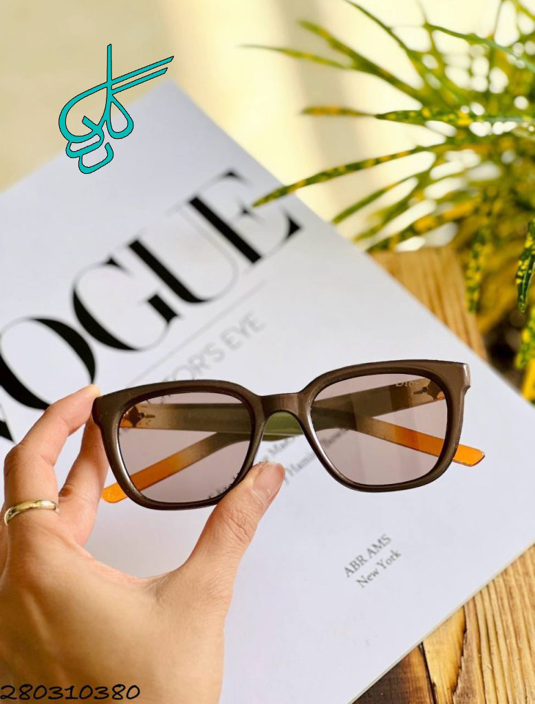 خرید عینک زنانه برند dior دارای استاندارد UV400 فرم کائوچو همراه کاور و دستمال کد 2415336 - ردگل