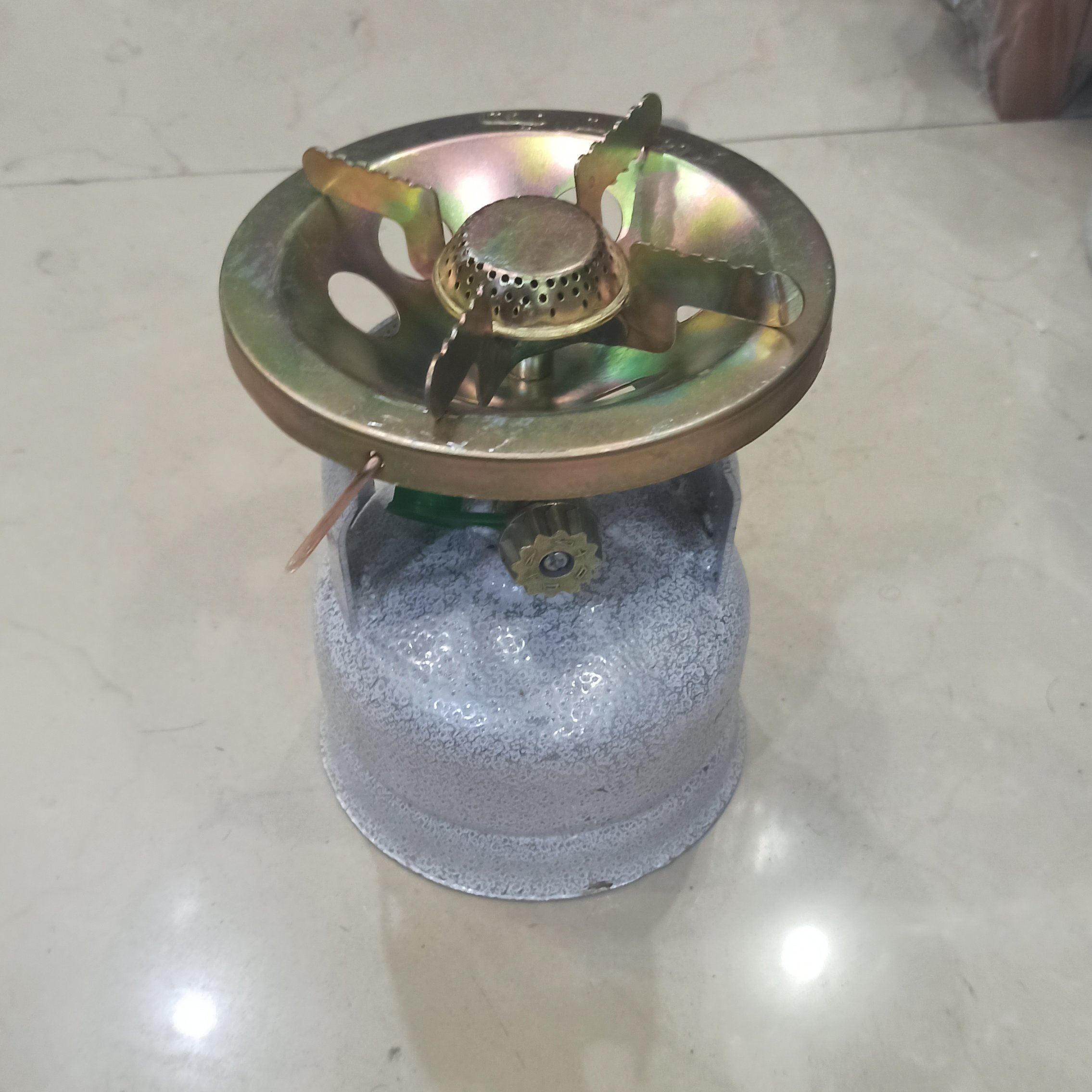 گاز پیک‌نیکی کوچک نیم کیلویی با شعله پخش کن